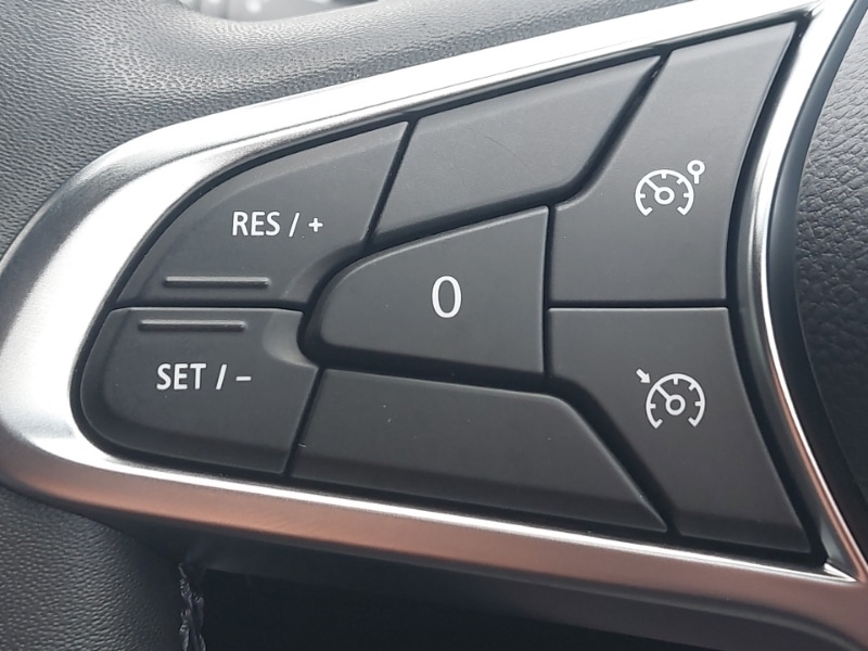 Used Renault Captur 2023 for sale - 78169564: Photo 15