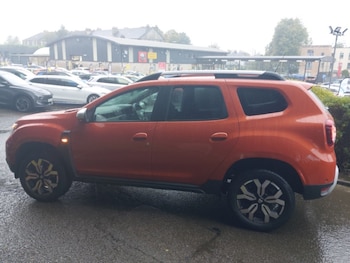 Used Dacia Duster 2022 for sale - 76165859: Photo