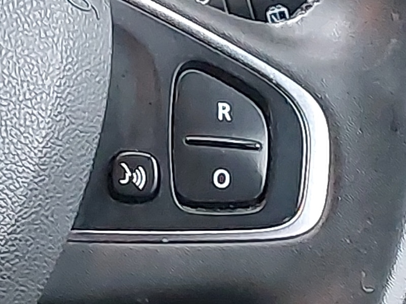 Used Renault Clio 2018 for sale - 76707940: Photo 11