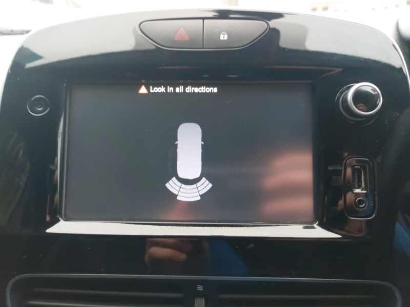 Used Renault Clio 2018 for sale - 76707940: Photo 17