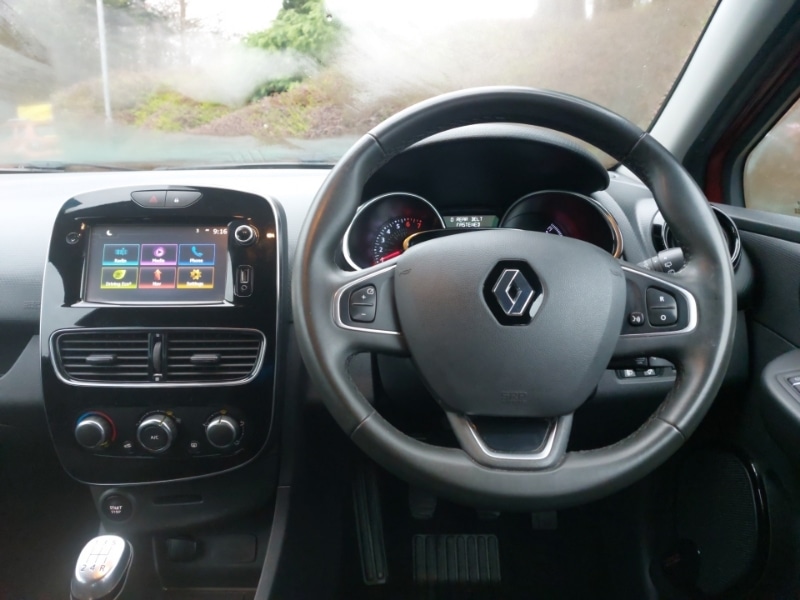 Used Renault Clio 2018 for sale - 76707940: Photo 7