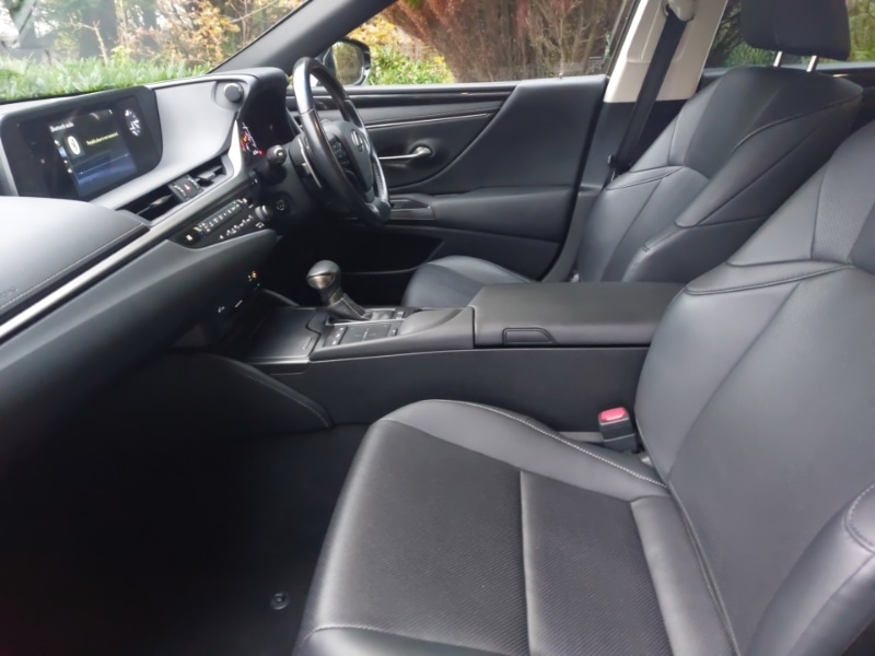 Used Lexus ES 2019 for sale - 76951859: Photo 5