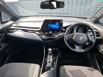 Used Toyota C-HR 2018 for sale - 79654388: Photo