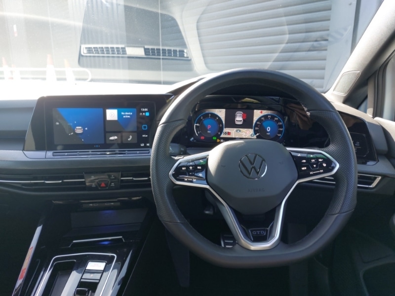 Used Volkswagen Golf 2023 for sale - 77947921: Photo 7