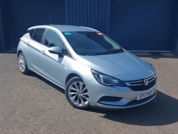 Used Vauxhall Astra 2017 for sale - 78355456: Photo