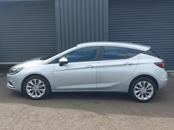 Used Vauxhall Astra 2017 for sale - 78355456: Photo