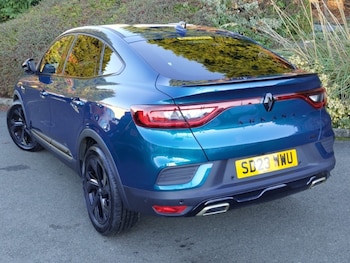 Used Renault Arkana 2023 for sale - 76644030: Photo