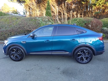 Used Renault Arkana 2023 for sale - 76644030: Photo