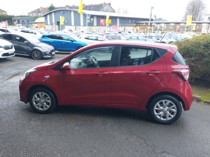 Used Hyundai i10 2017 for sale - 76741787: Photo 4