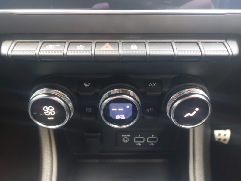 Used Renault Captur 2022 for sale - 77852564: Photo 17