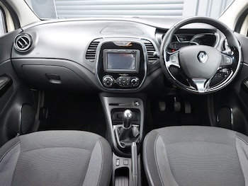 Used Renault Captur 2015 for sale - 79440169: Photo