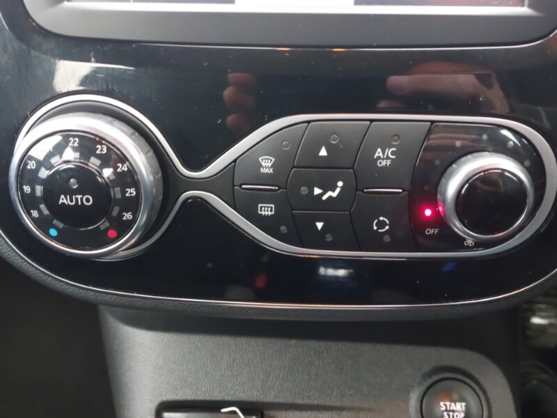 Used Renault Captur 2017 for sale - 76764011: Photo 11