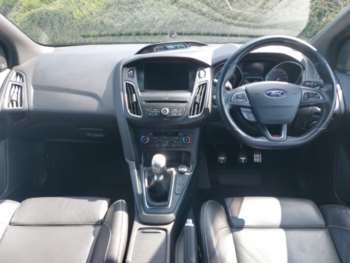 Used Ford Focus 2017 for sale - 74913947: Photo