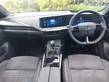 Used Vauxhall Astra 2024 for sale - 75177467: Photo