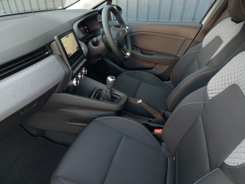 Used Renault Clio 2025 for sale - 77012600: Photo 5