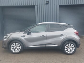 Used Renault Captur 2020 for sale - 78638697: Photo