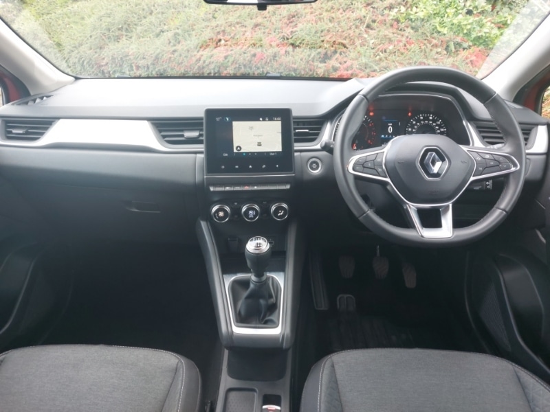 Used Renault Captur 2022 for sale - 77278110: Photo 2