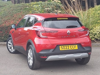 Used Renault Captur 2022 for sale - 76763995: Photo