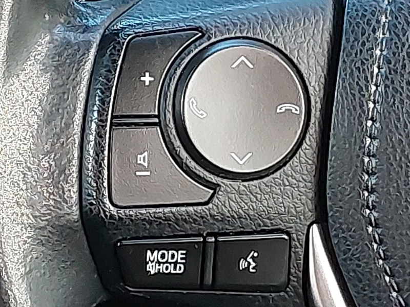 Used Toyota RAV4 2017 for sale - 76180620: Photo 10
