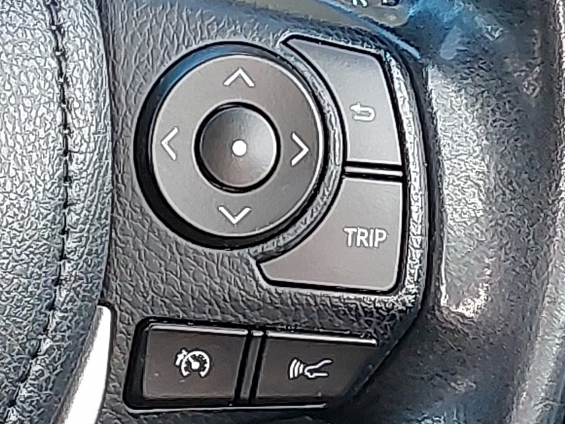 Used Toyota RAV4 2017 for sale - 76180620: Photo 11