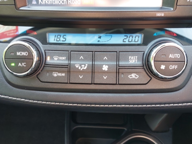 Used Toyota RAV4 2017 for sale - 76180620: Photo 19