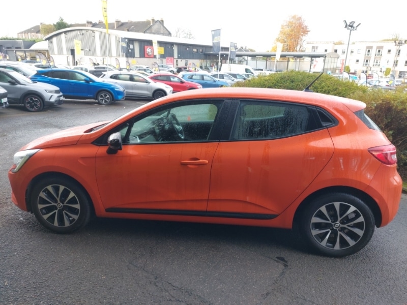 Used Renault Clio 2023 for sale - 76414460: Photo 4