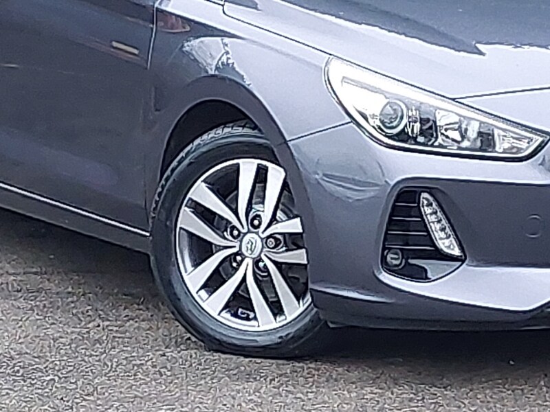 Used Hyundai i30 2017 for sale - 76707937: Photo 9