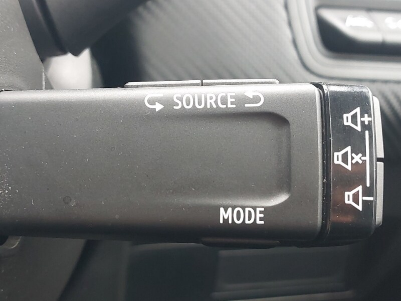 Used Renault Captur 2024 for sale - 77999522: Photo 19