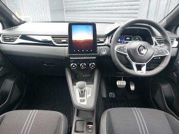 Used Renault Captur 2024 for sale - 77999522: Photo