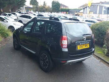 Used Dacia Duster 2017 for sale - 76543175: Photo
