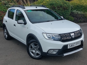 Used Dacia Sandero Stepway 2017 for sale - 76053151: Photo