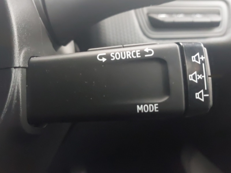 Used Renault Clio 2023 for sale - 77410070: Photo 17