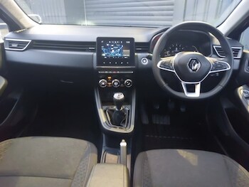 Used Renault Clio 2023 for sale - 77410070: Photo