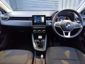 Used Renault Clio 2023 for sale - 77371323: Photo