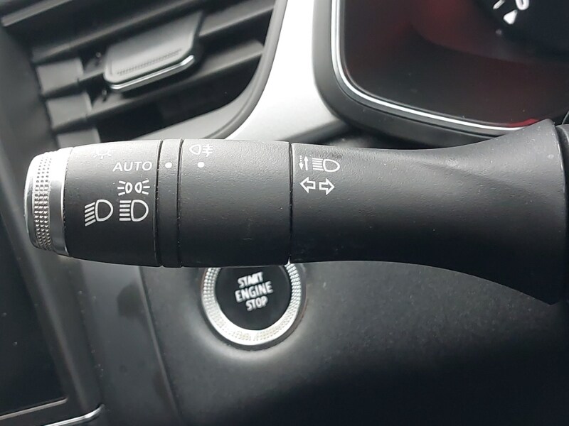 Used Renault Captur 2021 for sale - 78156059: Photo 12