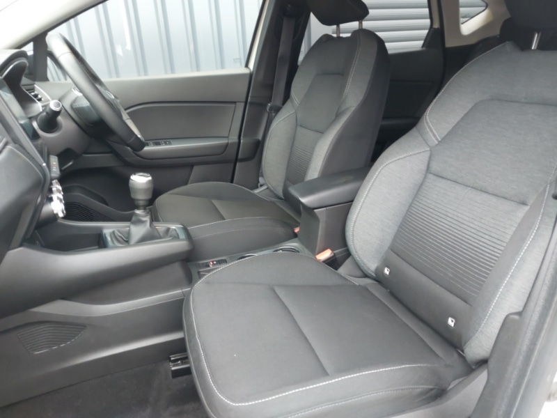 Used Renault Captur 2021 for sale - 78156059: Photo 5