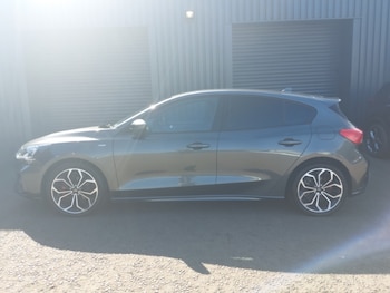 Used Ford Focus 2019 for sale - 78567456: Photo