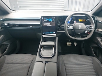 Used Renault Austral 2024 for sale - 78617448: Photo