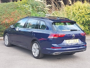 Used Volkswagen Golf 2021 for sale - 77165266: Photo