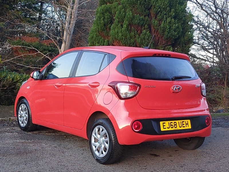 Used Hyundai i10 2018 for sale - 77073641: Photo 3