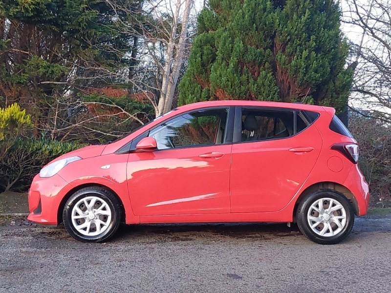 Used Hyundai i10 2018 for sale - 77073641: Photo 4