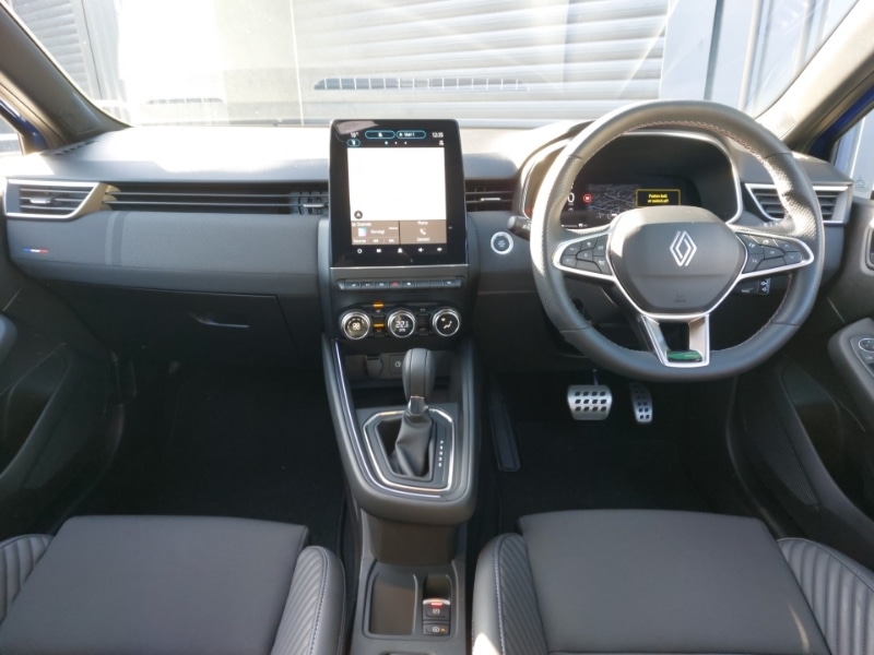 Used Renault Clio 2025 for sale - 77731629: Photo 2