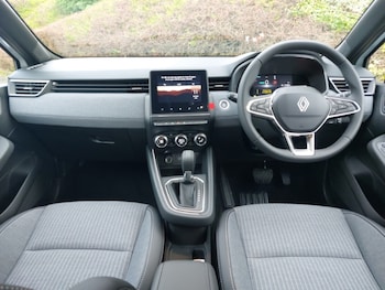 Used Renault Clio 2025 for sale - 77097150: Photo