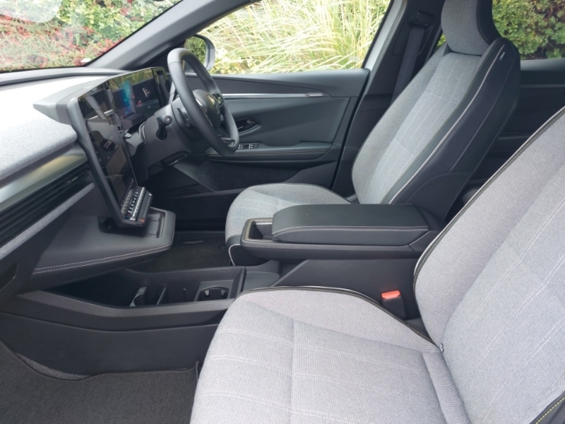 Used Renault Megane E Tech 2024 for sale - 78183678: Photo 5