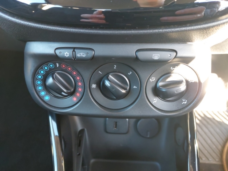 Used Vauxhall ADAM 2018 for sale - 76700045: Photo 11