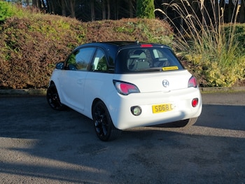 Used Vauxhall ADAM 2018 for sale - 76700045: Photo