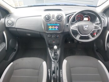 Used Dacia Sandero Stepway 2020 for sale - 78253378: Photo