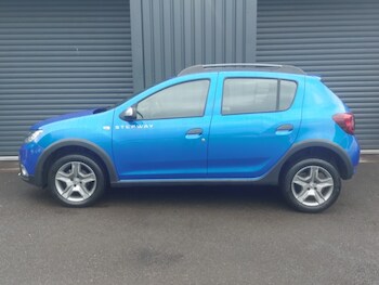 Used Dacia Sandero Stepway 2020 for sale - 78253378: Photo