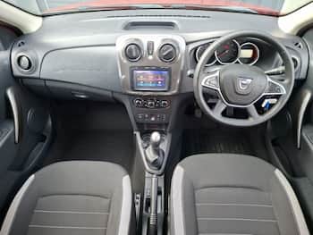Used Dacia Sandero Stepway 2017 for sale - 79586861: Photo