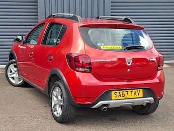 Used Dacia Sandero Stepway 2017 for sale - 79586861: Photo